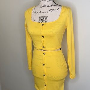 Two piece yellow skirt set.